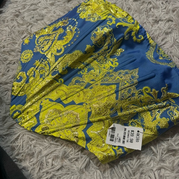 NWT Akira Corset Top! - Picture 2 of 8